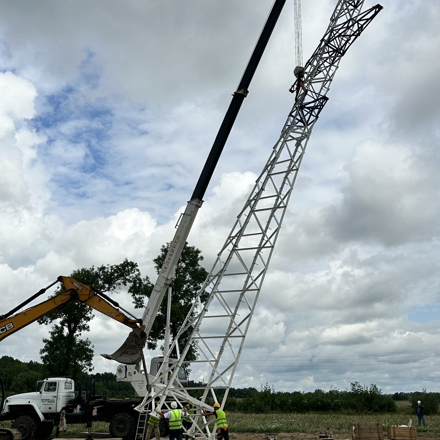 Строительство ЛЭП